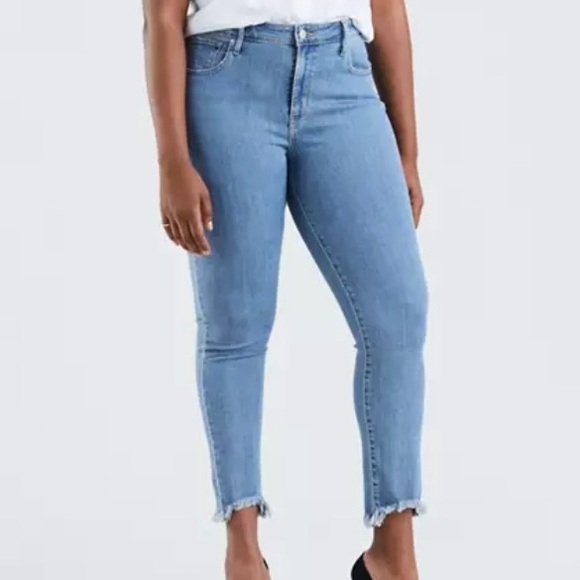 Levi’s 721 High Rise Skinny Jeans - Picture 2 of 3